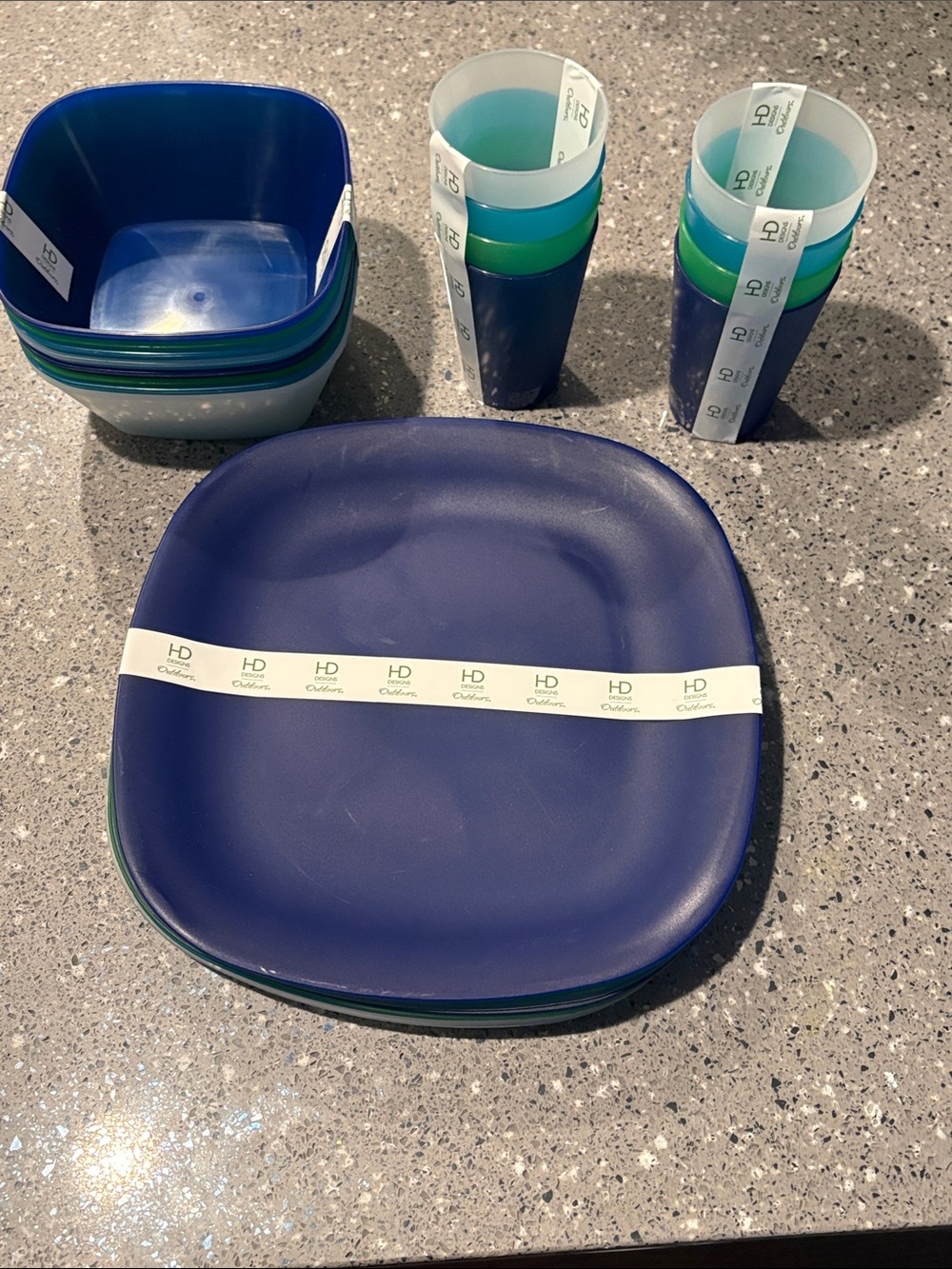 Blue & Green plastic dinnerware set NWT